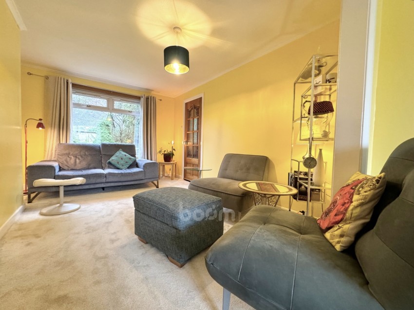 Images for 10 Trinity Crescent, Beith