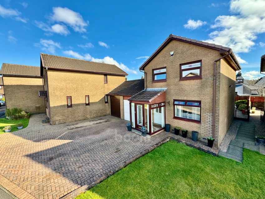 Images for 12 Glebe Court, Beith