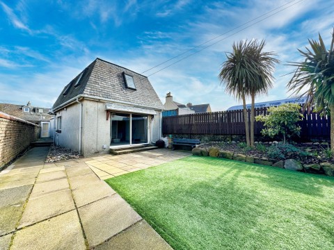 View Full Details for 5 Park Road, Saltcoats