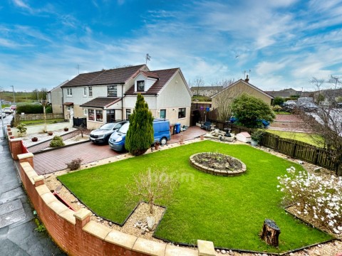 View Full Details for 6 Stoopshill Crescent, Dalry