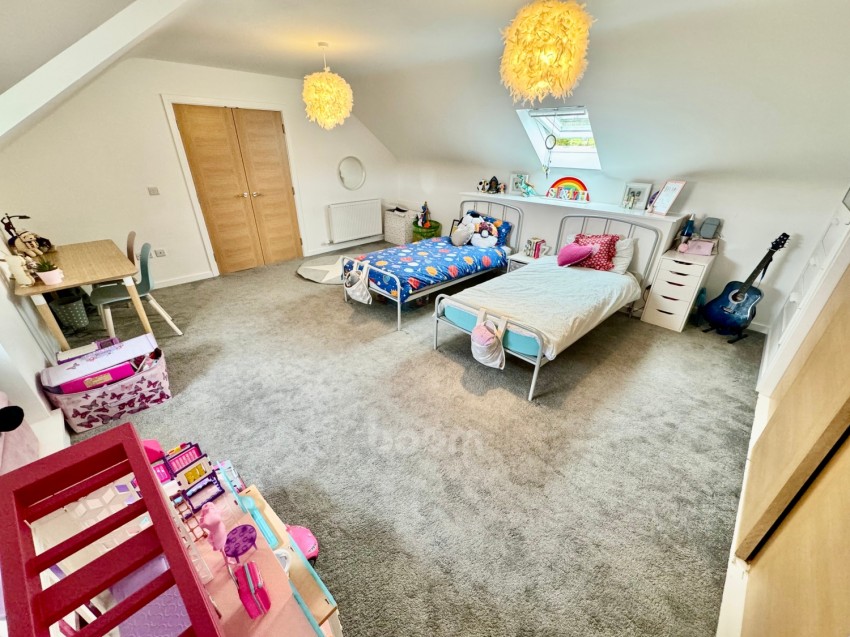 Images for 3 The Meadows, Netherhouses Road, Lochwinnoch, Renfrewshire