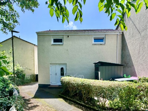 View Full Details for 32 High Parksail, Erskine
