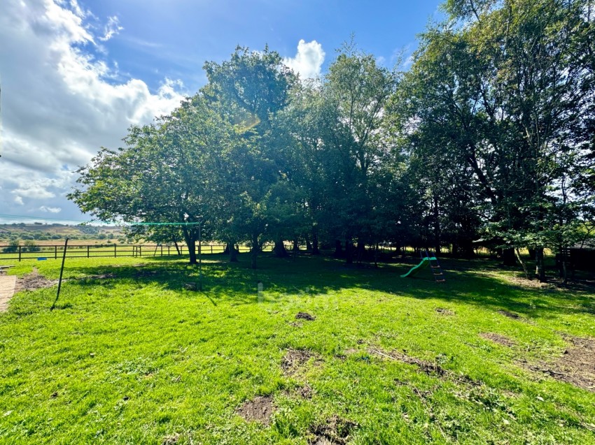 Images for West Mains Farm, Kilbirnie