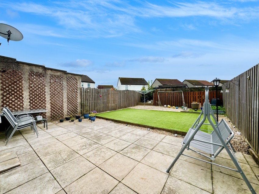 Images for 3 Denholm Way, Beith