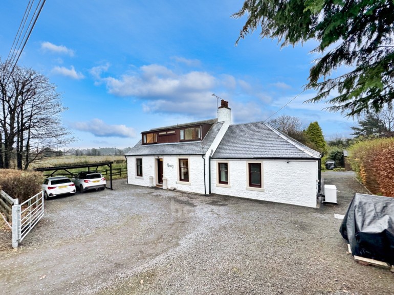 Bellevue Cottage, Off Lochfaulds Road, Beith