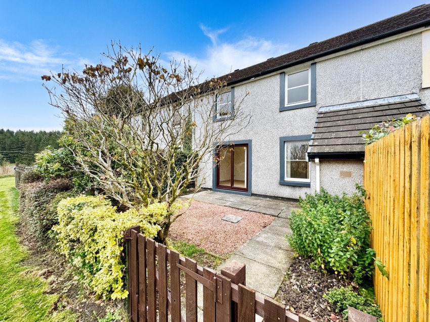 Images for 11 Powgree Crescent, Beith