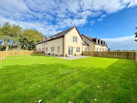 View Full Details for 9 Selvieland Farm Cottages, Houston Road, Houston