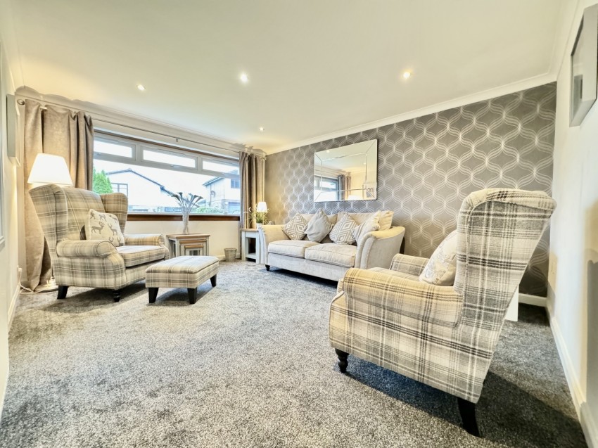 Images for 1 De Morville Place, Beith