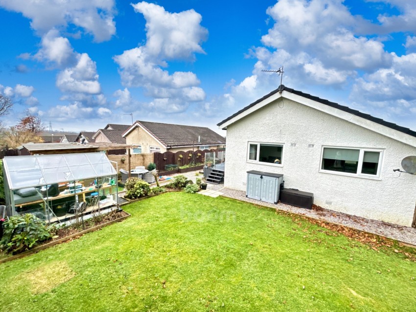 Images for 1 De Morville Place, Beith