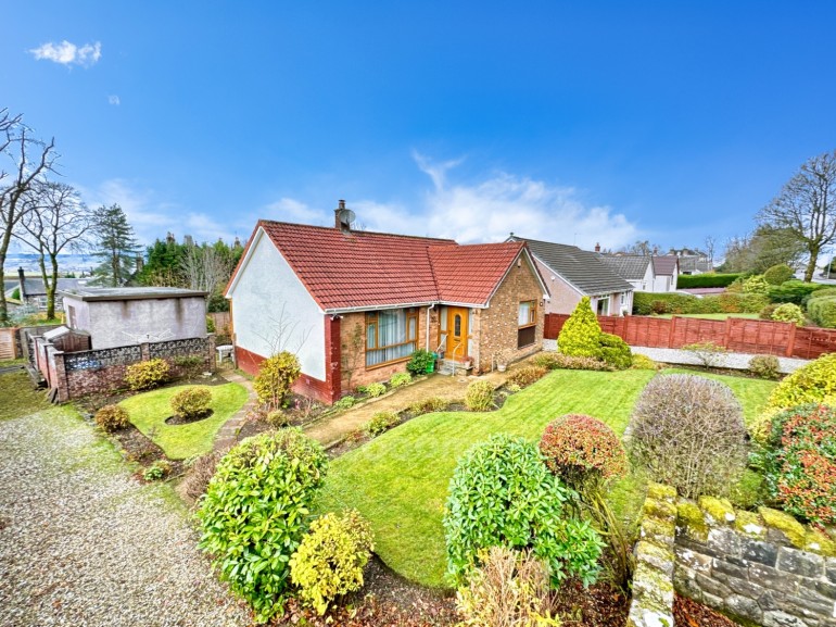 8 Roebank Road, Beith