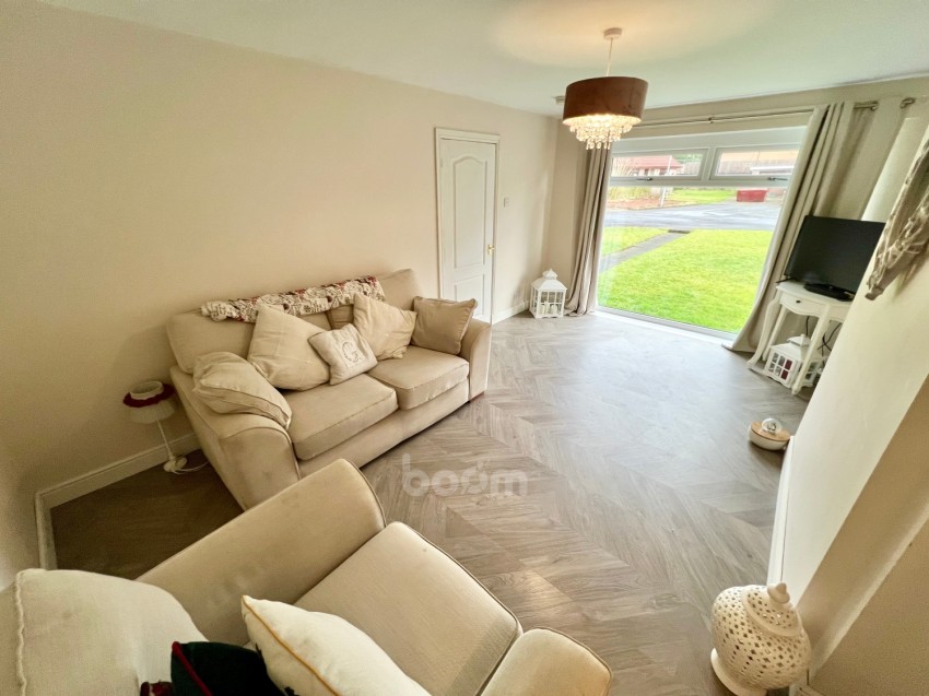 Images for 2 Balfour Avenue, Beith