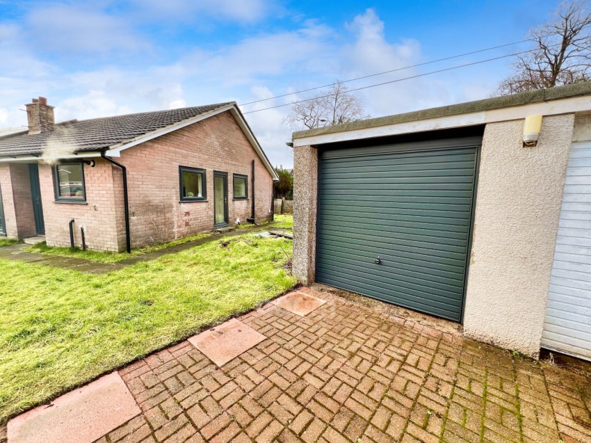 Images for 2 Balfour Avenue, Beith