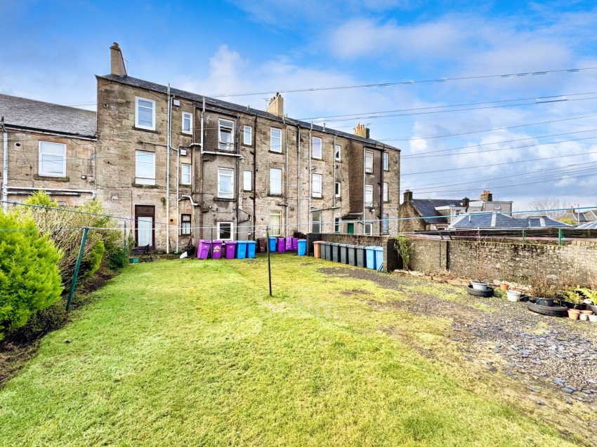 Images for 0/2, 10 Janefield Place, Beith