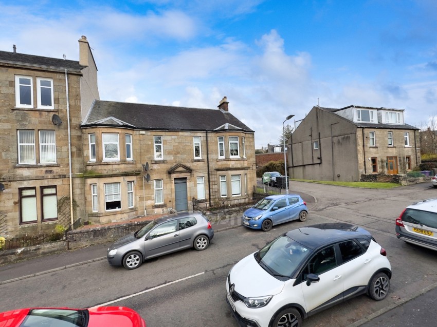 Images for 8 Janefield Place, Beith